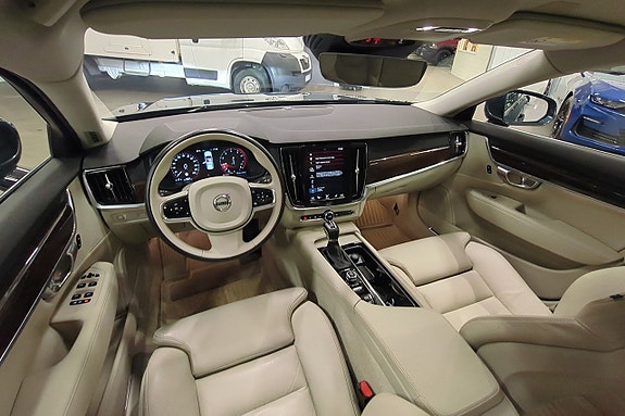 Volvo S90 8 of 10