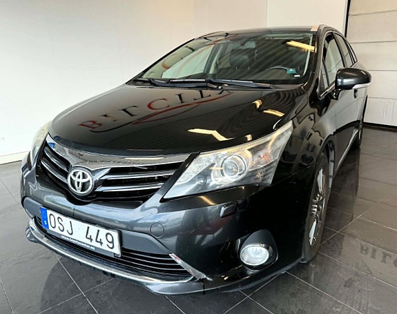 Toyota Avensis 3 of 19