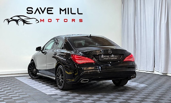 Mercedes-Benz CLA220 4 of 10