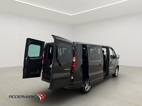 Renault Trafic 27 of 27