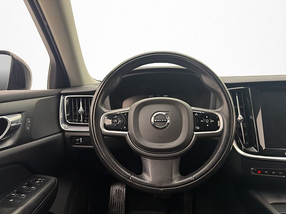 Volvo V60 Cross Country 12 of 30