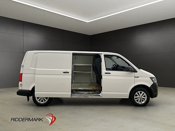 Volkswagen Transporter 11 of 30