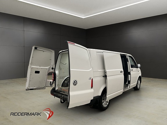 Volkswagen Transporter 12 of 30