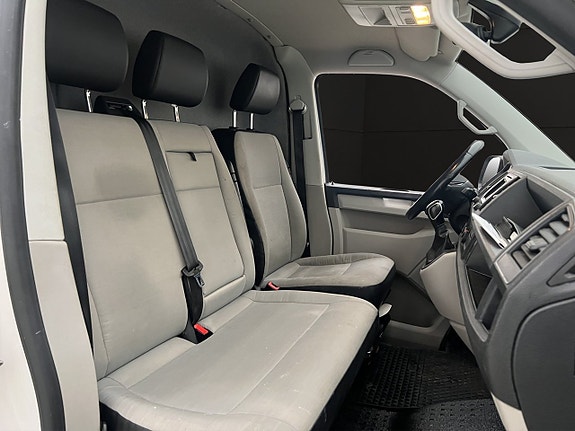 Volkswagen Transporter 27 of 30