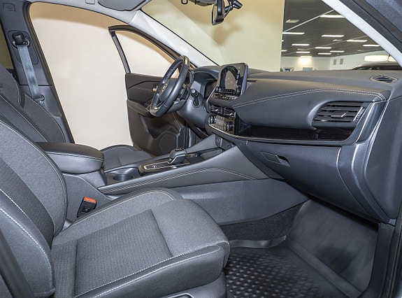 Nissan Qashqai 2 of 8