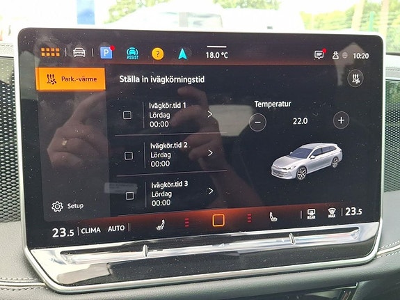 Volkswagen Passat 13 of 23