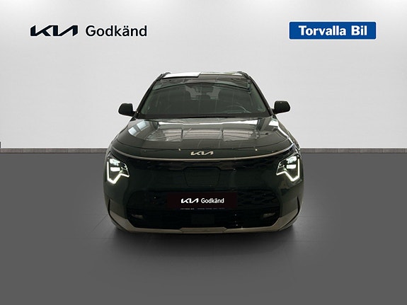 Kia Niro 2 of 17
