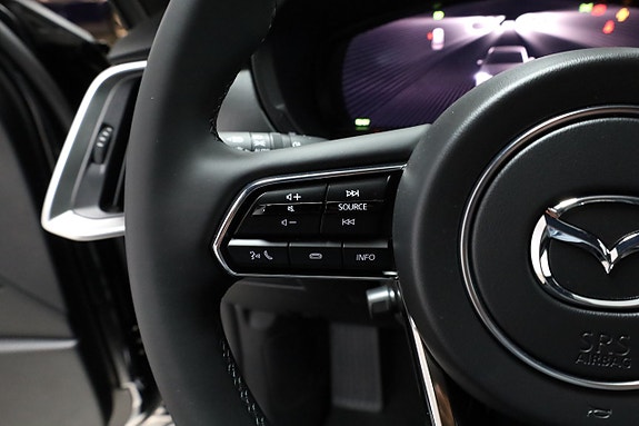 Mazda CX-60 27 of 30