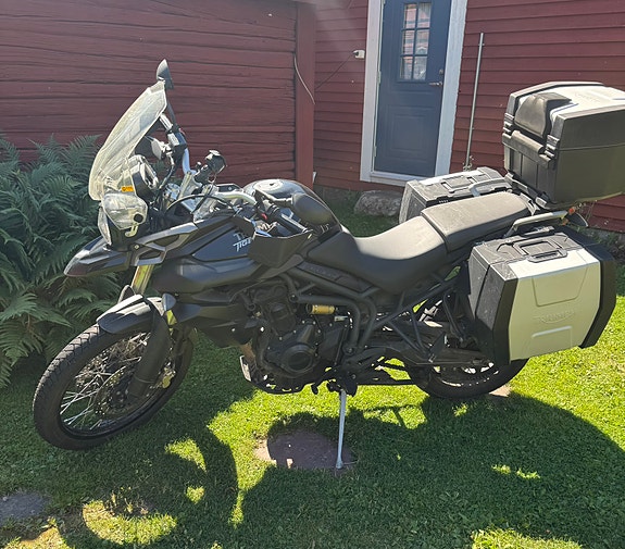 Triumph TIGER 800 XC 3 of 6