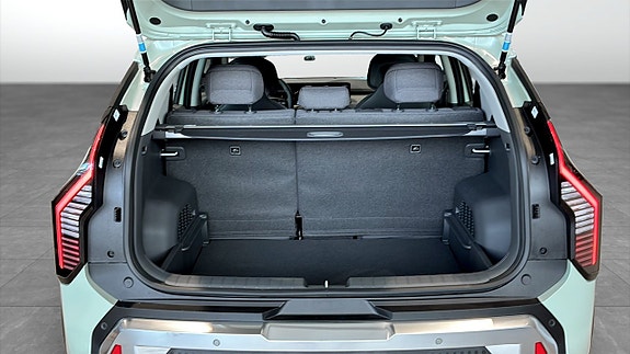 Kia EV3 10 of 14