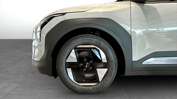 Kia EV3 9 of 14