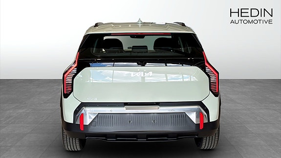 Kia EV3 7 of 14