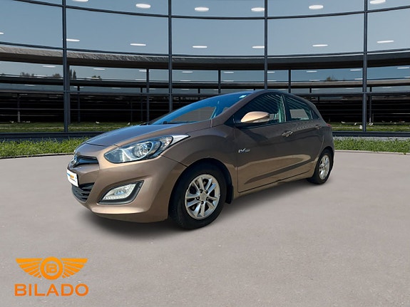 Hyundai i30 2 of 7