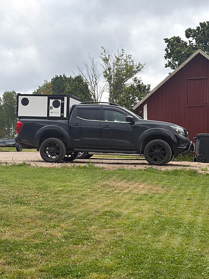 Nissan Navara 3 of 3