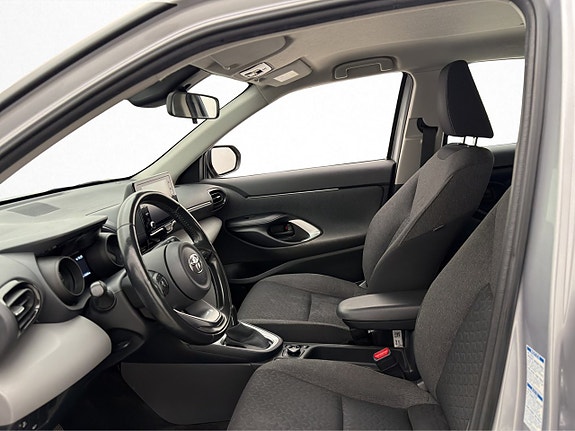 Toyota Yaris Cross 11 of 27