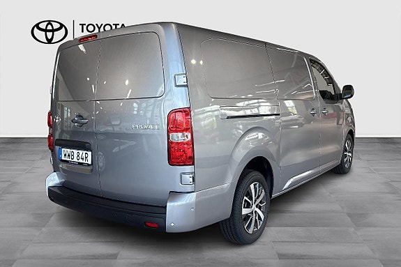 Toyota Proace 4 of 12