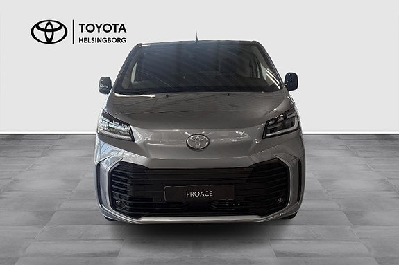 Toyota Proace 2 of 12