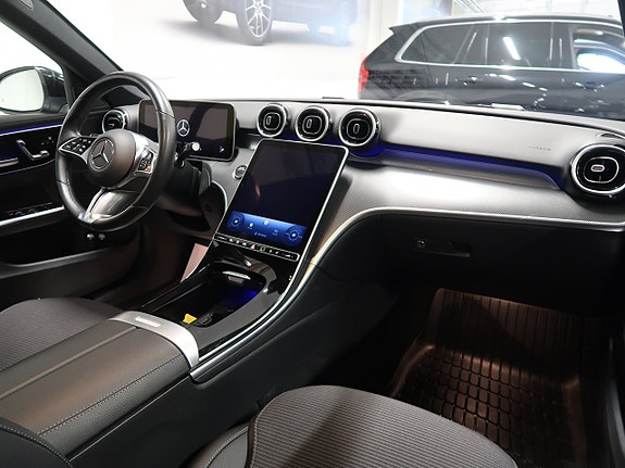 Mercedes-Benz C300 20 of 30