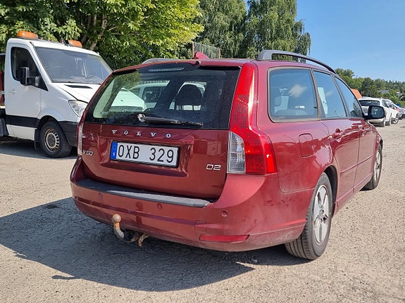 Volvo V50 5 of 21