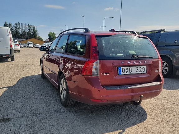 Volvo V50 2 of 21