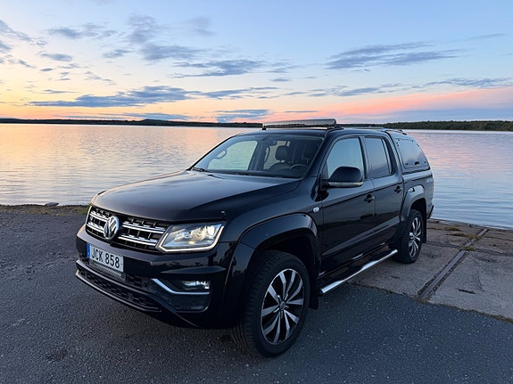 Volkswagen Amarok 8 of 25