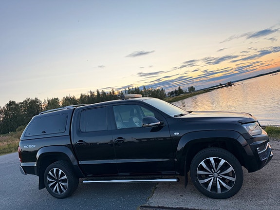Volkswagen Amarok 16 of 25