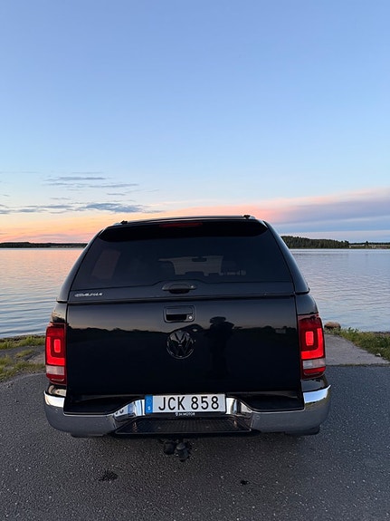 Volkswagen Amarok 13 of 25