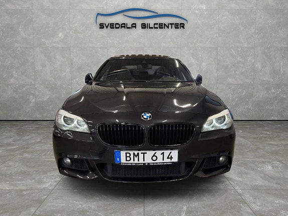 BMW 530d 2 of 15