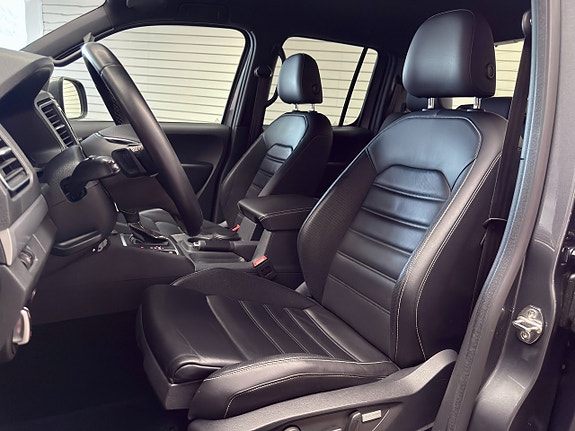 Volkswagen Amarok 12 of 23
