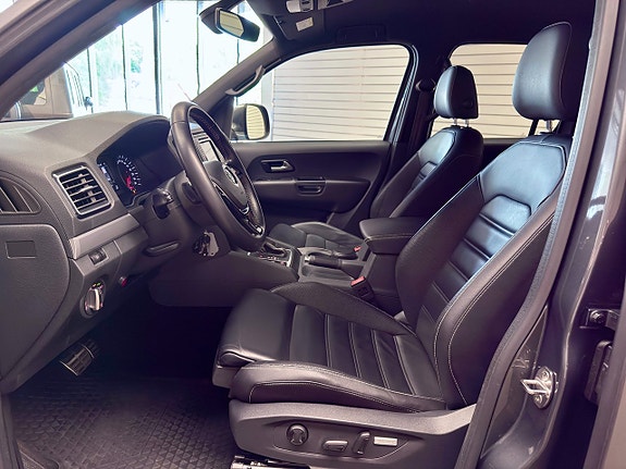 Volkswagen Amarok 11 of 23