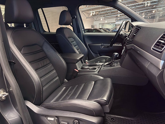 Volkswagen Amarok 14 of 23