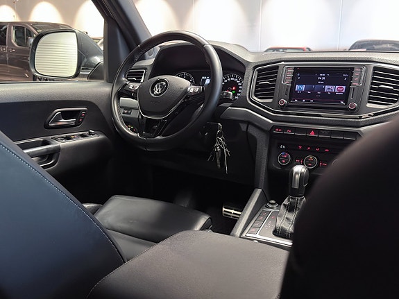 Volkswagen Amarok 18 of 23