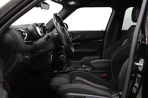 MINI Clubman Cooper S 4 of 17