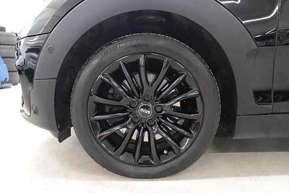 MINI Clubman Cooper S 15 of 17