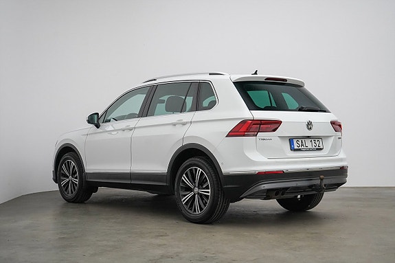 Volkswagen Tiguan 4 of 23