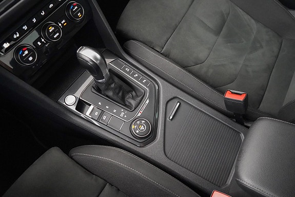 Volkswagen Tiguan 15 of 23