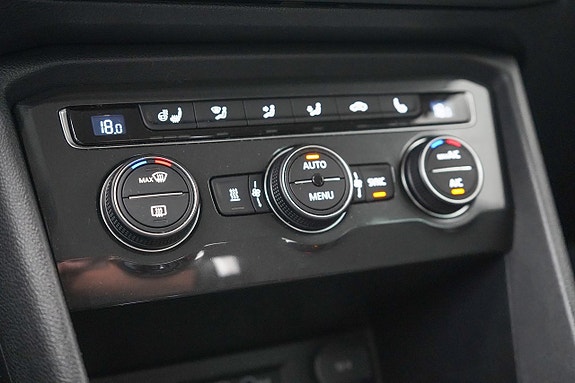 Volkswagen Tiguan 13 of 23