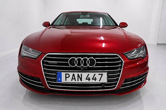 Audi A7 2 of 28