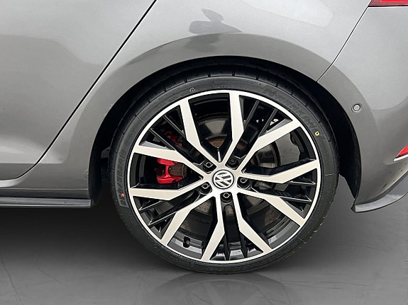 Volkswagen Golf I 26 of 28