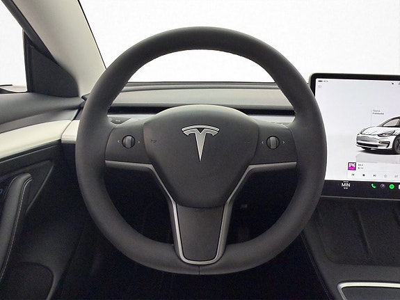 Tesla Model 3 14 of 30