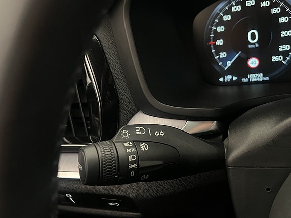 Volvo V60 Cross Country 26 of 30