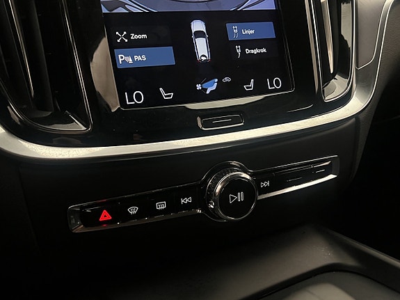 Volvo V60 Cross Country 22 of 30