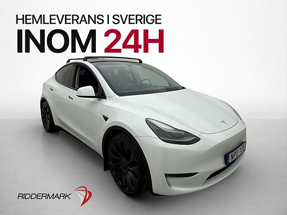 Tesla Model Y 4 of 30