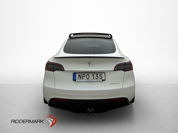 Tesla Model Y 6 of 30
