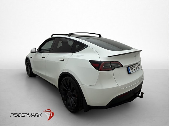 Tesla Model Y 5 of 30