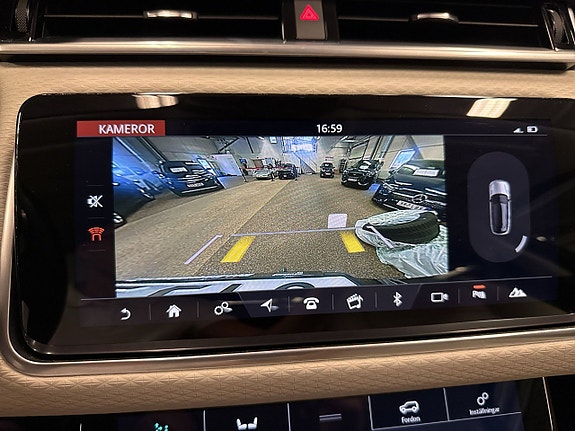 Land Rover Range Rover Velar 20 of 25