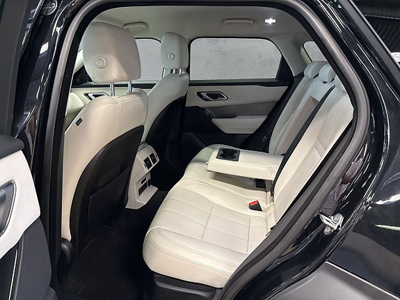 Land Rover Range Rover Velar 12 of 25