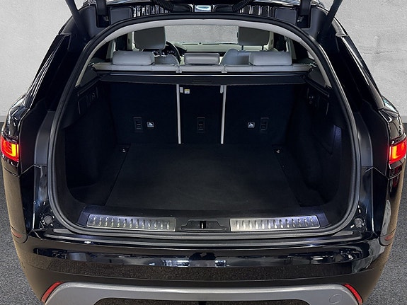 Land Rover Range Rover Velar 10 of 25