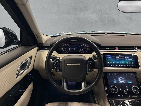 Land Rover Range Rover Velar 14 of 25