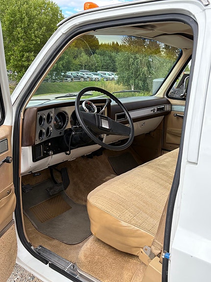 Chevrolet C30 6 of 9